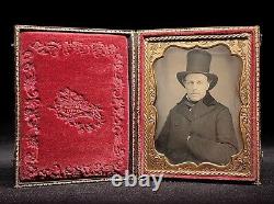1/4 Plate Daguerreotype Distinguished Gent In Stovepipe Hat Great Full Case