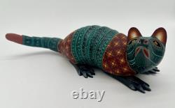 ARMADILLO- One of a kind wood hand-carved ALEBRIJE from Oaxaca, México