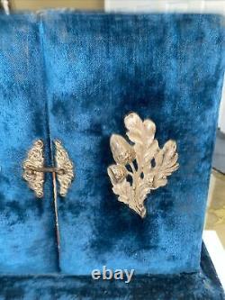Antique Rare One Of A Kind victorian Blue velvet photo album