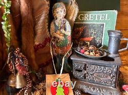 Custom Santas one of a kind. Handcrafted Santas made by a locally famous artist