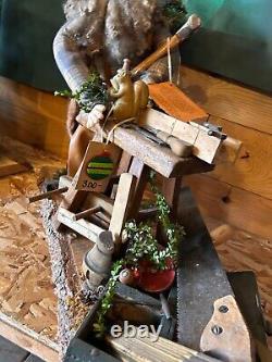 Custom Santas one of a kind. Handcrafted Santas made by a locally famous artist