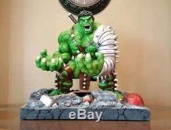 Custom one-of-a-kind World War Hulk statue like Sideshow & Bowen Avengers Marvel