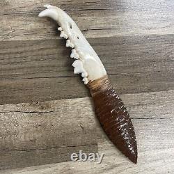 Dale Duby Flint And Wolf Jaw Bone Knife With Custom Stand One Of A Kind
