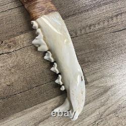 Dale Duby Flint And Wolf Jaw Bone Knife With Custom Stand One Of A Kind