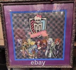 MONSTER HIGH RARE CLOTH POTER PICTURE STORE DISPLAY With WOOD FRAME ONE OF A KIND