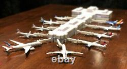 Model Airport Terminal 1400 Scale Includes Lights & Jetways one of a kind