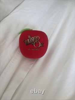 New! One Of A Kind Apple From The Og Wizrd Of Oz At The One And Only Sphere