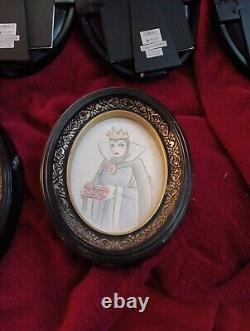 ONE OF A KIND -Disneyland Black Oval Framed Silhouette Portraits VILLIANS