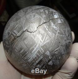 One Of A Kind Huge 85mm, 2770 Gm Muonionalusta Etched Sphere