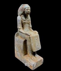 One Of A Kind piece of Queen HATSHEPSUT Queen of the power sitting