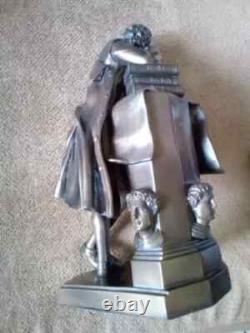 One-of-a-kind Rare Vintage Large & Heavy Bronze W. Shakespeare Statue Sculpture