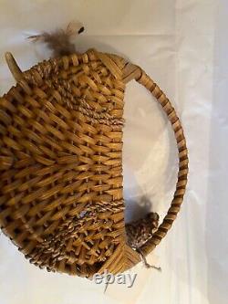 Rare Art One of a Kind Native American Navajo Hand Woven Antler Basket