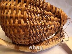 Rare Art One of a Kind Native American Navajo Hand Woven Antler Basket