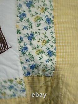 Rare One Of A Kind Vintage Embroidered Betty Boop Quilt, 100 X 69, 24 Squares