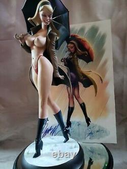 Sideshow Spiderman GWEN STACY Custom statue TOPLESS Rare Mary Jane One of Kind