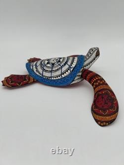TURTLE- One of a kind wood hand-carved ALEBRIJE from Oaxaca, México