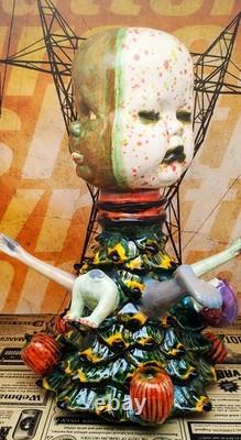 The Unholy Tannenbaum Three-Faced Season's Grieve-ings Original Figurine