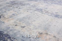 Traditional Hand loomed Carpet 5'3 x 7'7 Viscose Area Rug