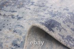 Traditional Hand loomed Carpet 5'3 x 7'7 Viscose Area Rug