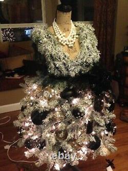 Truly A One Of A Kind Christmas Tree. Christmas Dress Theme. Custom Design