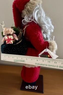 VTG 1995 Holiday Workshop Figments of Folklore Ruth Chamenisch 25 Santa NWT