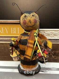 VTG Krisnick by Tom Panetta Handcrafted Primitive Standing Bumblebee 15 USA