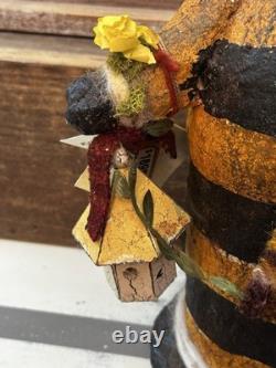 VTG Krisnick by Tom Panetta Handcrafted Primitive Standing Bumblebee 15 USA