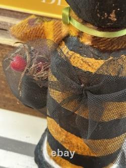 VTG Krisnick by Tom Panetta Handcrafted Primitive Standing Bumblebee 15 USA