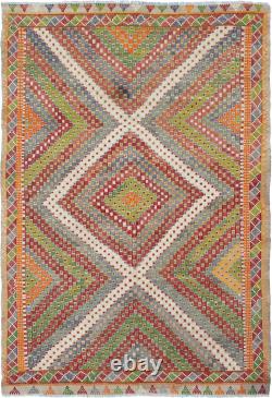 Vintage 6'9 x 9'8 Traditional Wool Hand Woven Oriental Area Rug