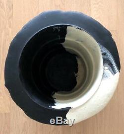 Vintage- Gaetano Pesce- Black & Cream Resin Ice Bucket. One of a kind