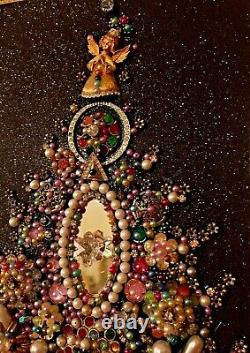 Vintage Jewelry Framed Christmas Tree Holidays One Of A Kind Artwork Decor
