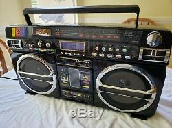 Vintage LASonic i931 Boom Box Am/Fm Radio One Of A Kind Collectible Tested