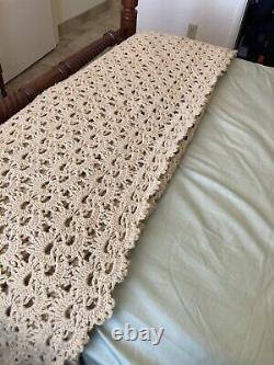 Vintage MAINE crochet bedspread handmade wool from Maine sheep. One of a Kind