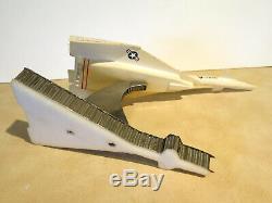 Vintage One-of-a-Kind 1969 XB-70 Valkyrie Pilot & Crew Signed Presentation Model