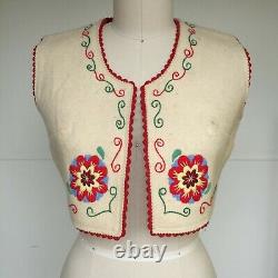 Vtg Hungarian Folk Vest Woman's Hand Made Embroidery Felt Vesr One of a Kind S