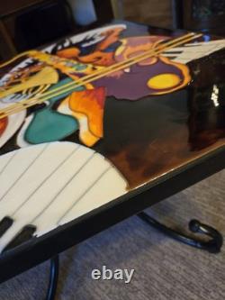 Wayne Gao is a ceramic artist One of a kind with Patent no. All That Jazz