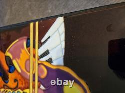 Wayne Gao is a ceramic artist One of a kind with Patent no. All That Jazz