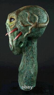 ALIEN BUST - Une immense pièce unique - RINA LINDEMUTH, maquilleuse artistique - Latex mousse