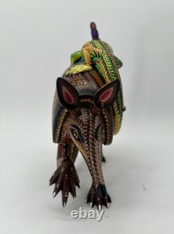 ARMADILLO ET LÉZARD- Belle pièce unique en bois sculptée à la main ALEBRIJE