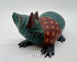 ARMADILLO - Un alebrije en bois sculpté à la main, unique en son genre, de Oaxaca, Mexique