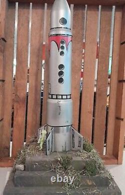 Art original sculpture sci-fi INVASION SPATIALE SPASTIQUE HORREUR ÉTRANGE Statue SIGNÉE