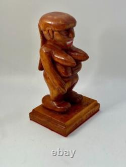 Art populaire outsider sculpture sur bois May Belle Strange Bonne idée Wm Kerr Figure féminine