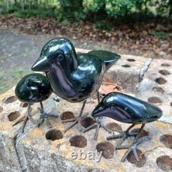 Art vintage BENARD NKANJO Famille d’oiseaux en serpentine et fer Sculptures signées