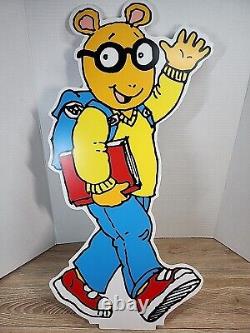 Arthur Marc Brown PBS Kids Aardvark Standee Cutout Advertising Book Store 27
<br/>    <br/>
Arthur Marc Brown PBS Kids Aardvark Standee Cutout Publicité Librairie 27