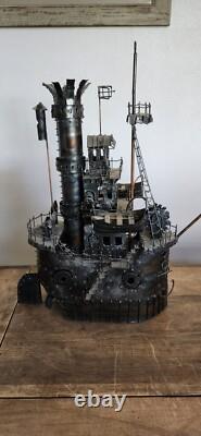 Bateau en métal vintage, sculpture. UNIQUE EN SON GENRE