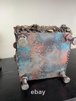 Boîte de rangement steampunk unique en son genre, design industriel victorien fait à la main