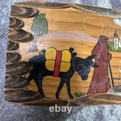 Boîte en bois mexicaine vintage Chico par Pintado A Mano, sculpture d'art populaire, pièce unique