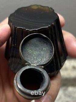 Bouilloire à thé unique en son genre en encre de cobalt/ambrée avec beaucoup de tourbillons à voir absolument.
