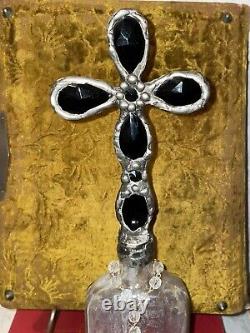 Bouteille en cristal noir faite à la main avec une croix unique, artisanale et originale, de style bohème 13.