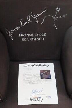 CHAUDE Pièce unique signée JAMES EARL JONES Chaise ETHAN ALLEN PSA AJ05778 STAR WARS